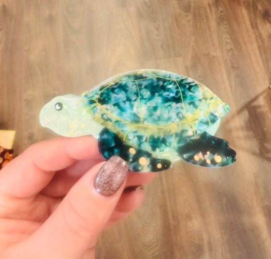 DMB Light Green Speckle Turtle Hair Claw Clip