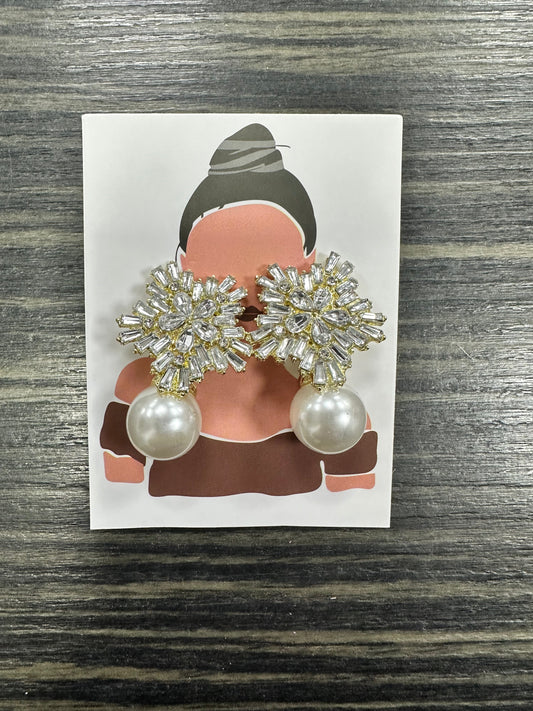 DMB Snowflake Pearl Drop Earrings