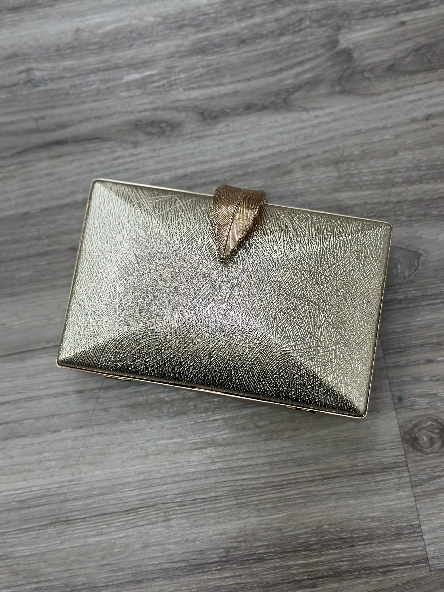 DMB Feather Clasp Clutch