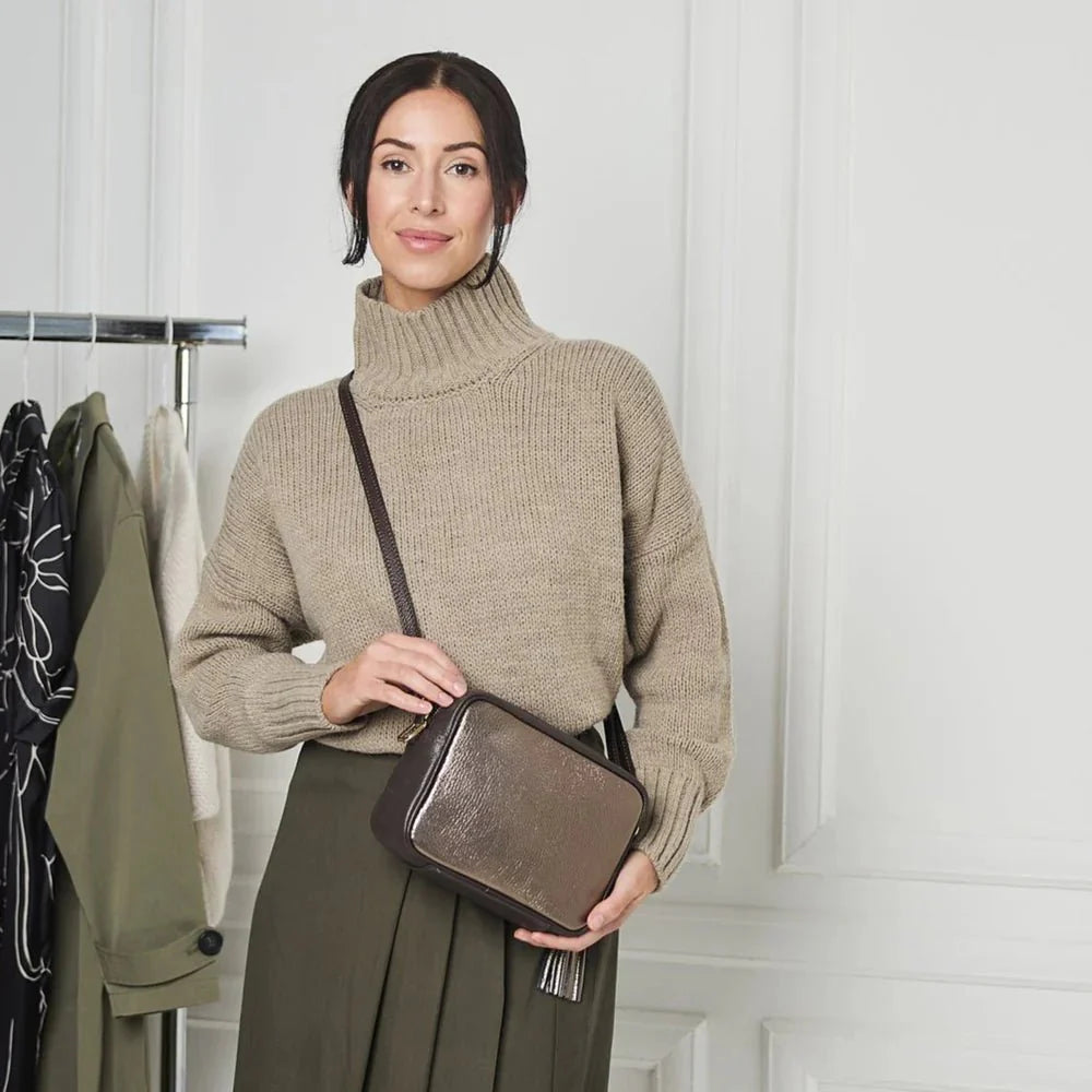 Elie Beaumont Metallic Blend Crossbody Bronze - Daisy Mae Boutique