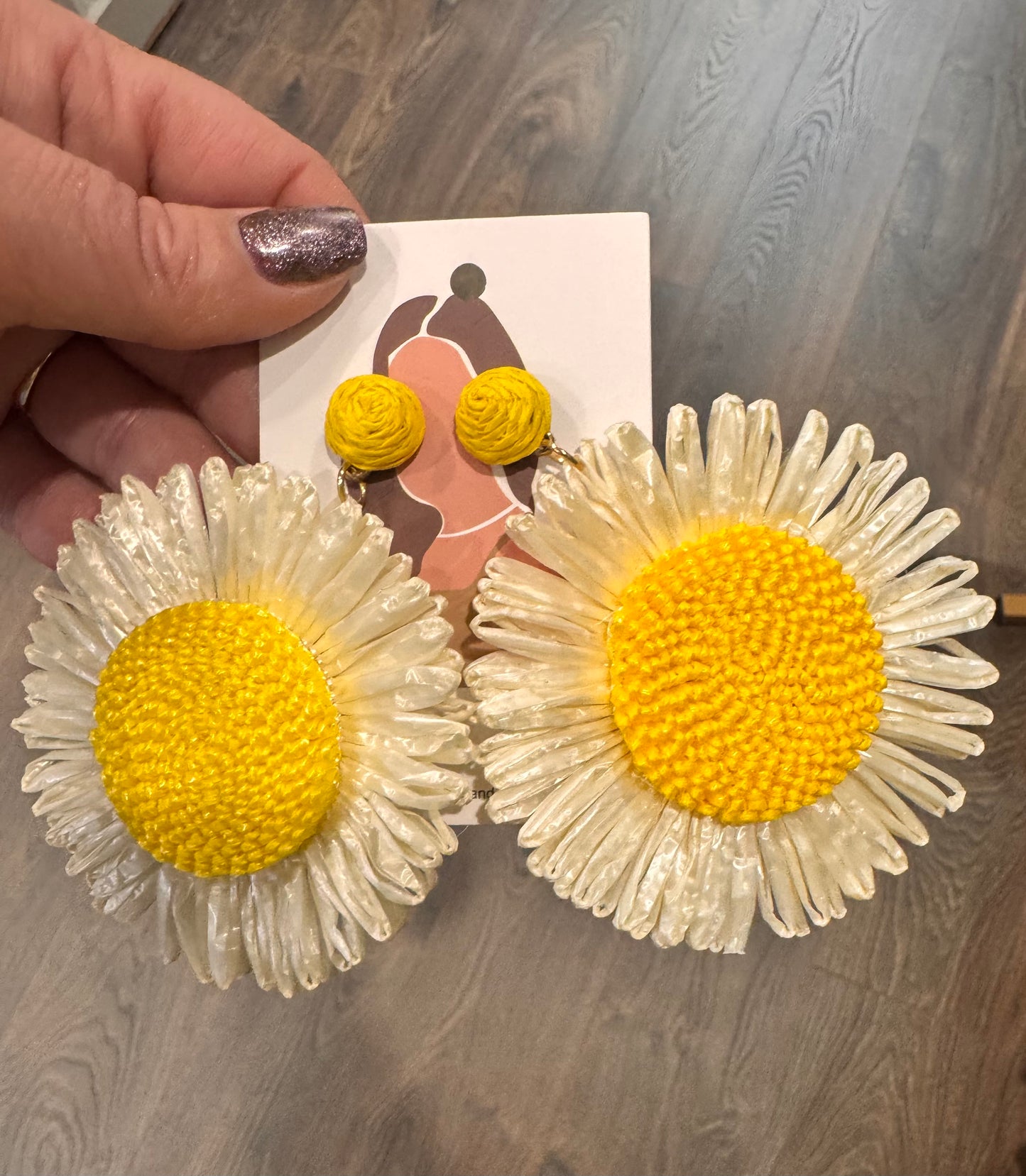 DMB Large Raffia Daisy Earrings