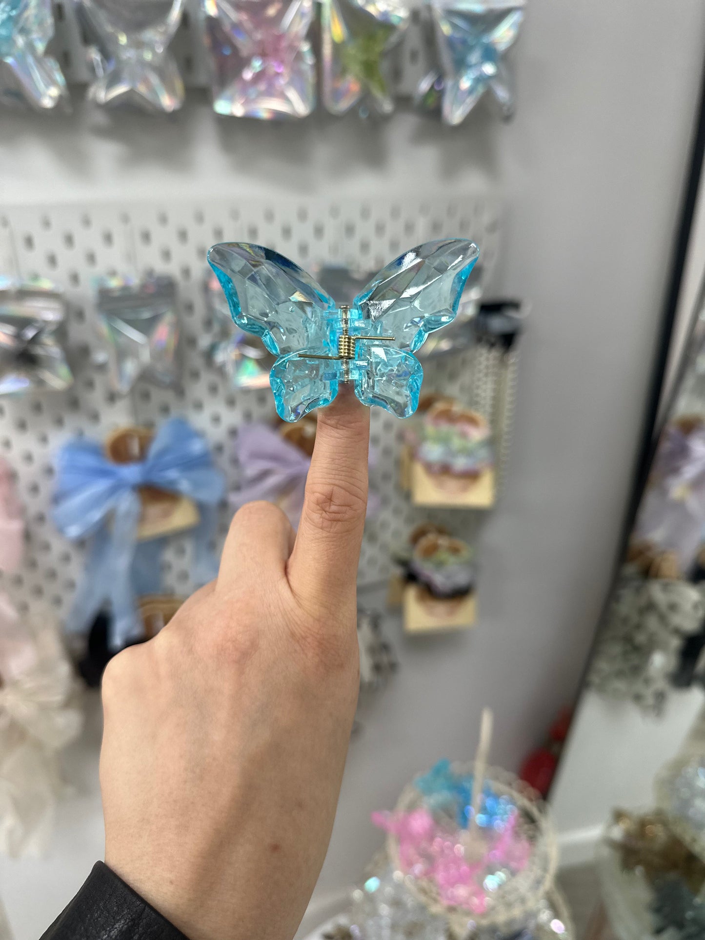 DMB Crystal Butterfly Clip