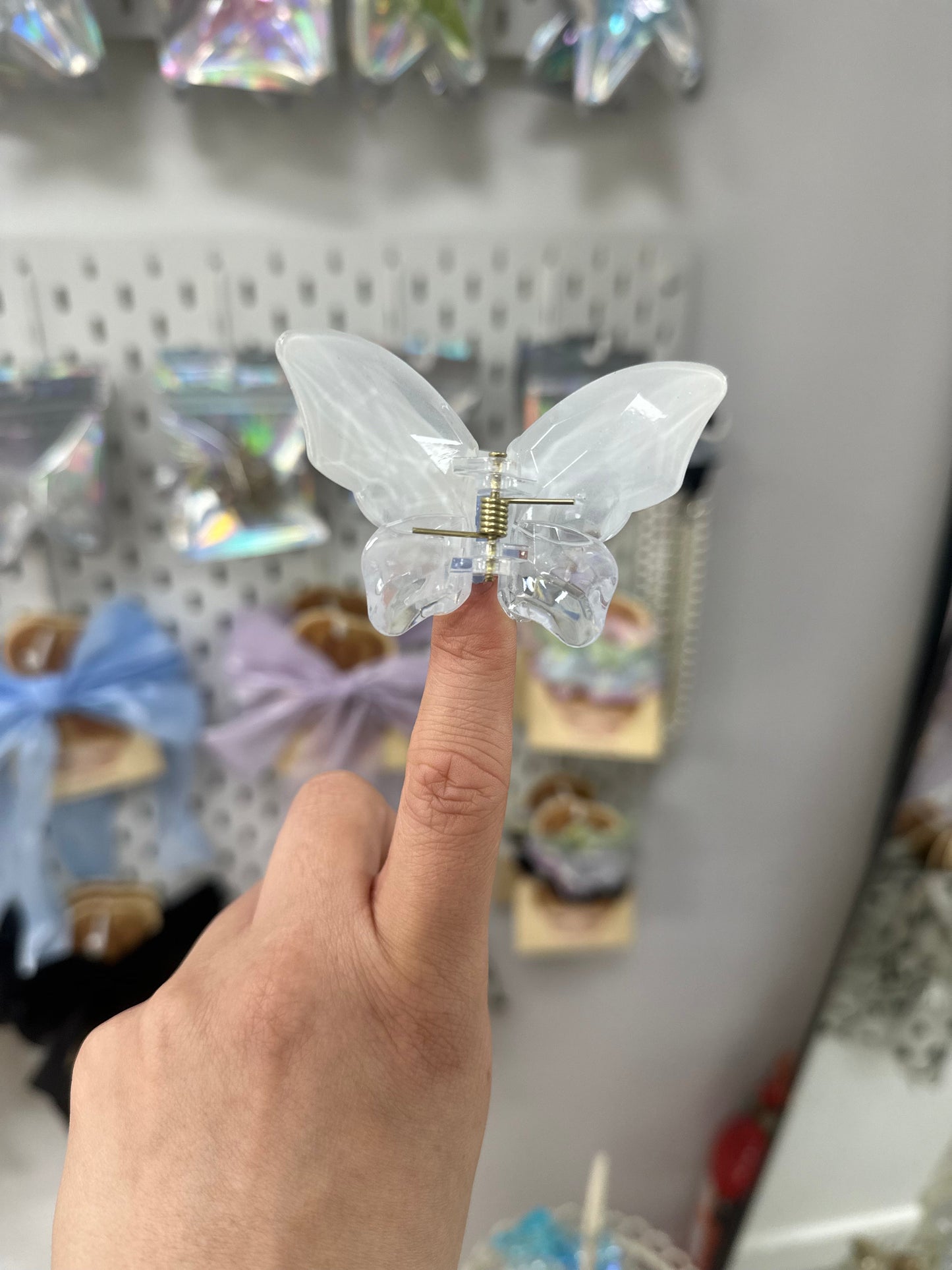 DMB Crystal Butterfly Clip