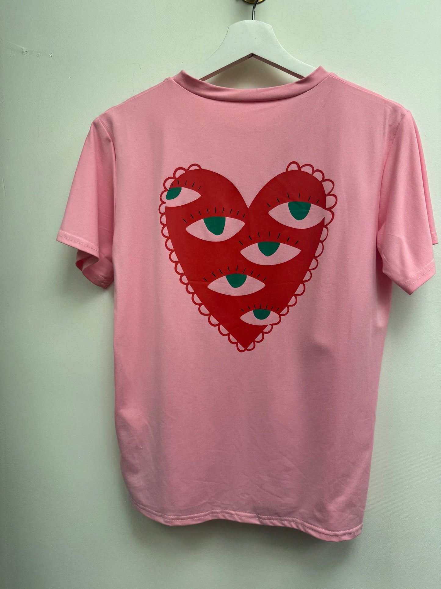 DMB Heart Eye Tee Pink