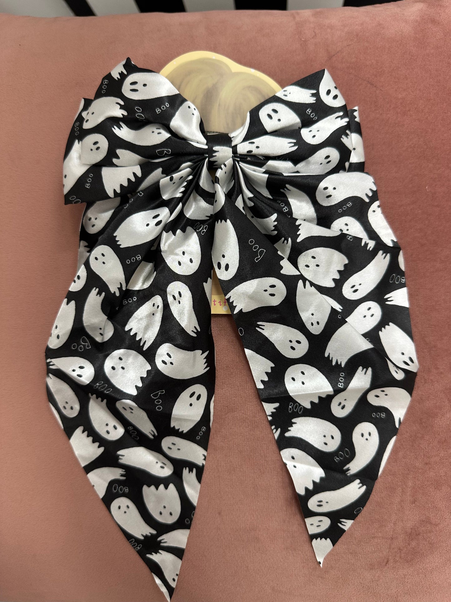 *DMB Halloween* Bootiful Bows