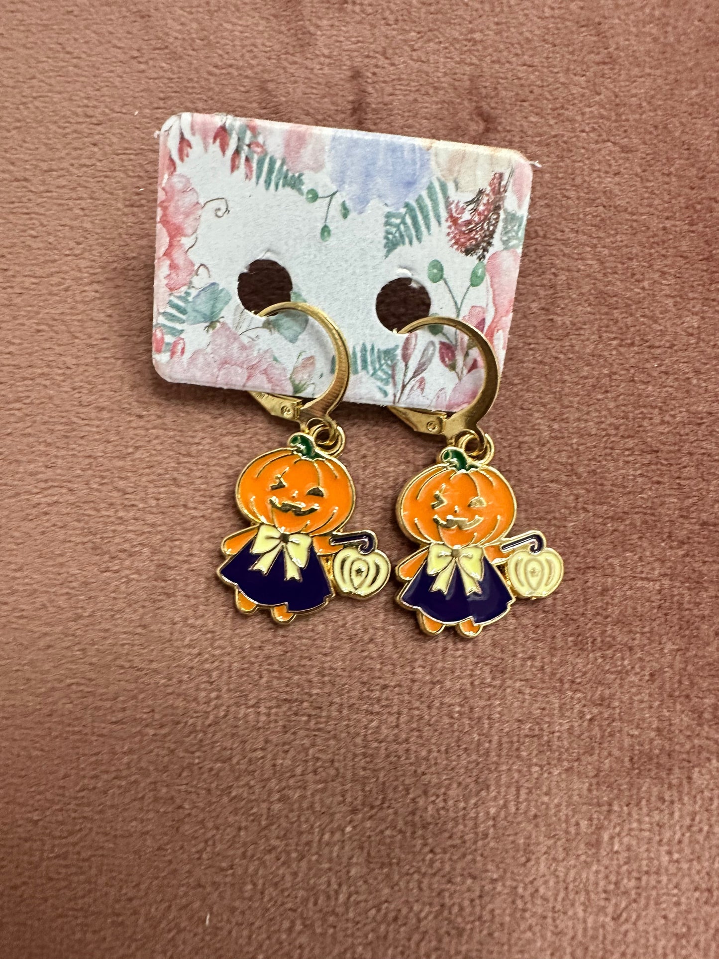 *DMB Halloween* Little Hoop Earrings