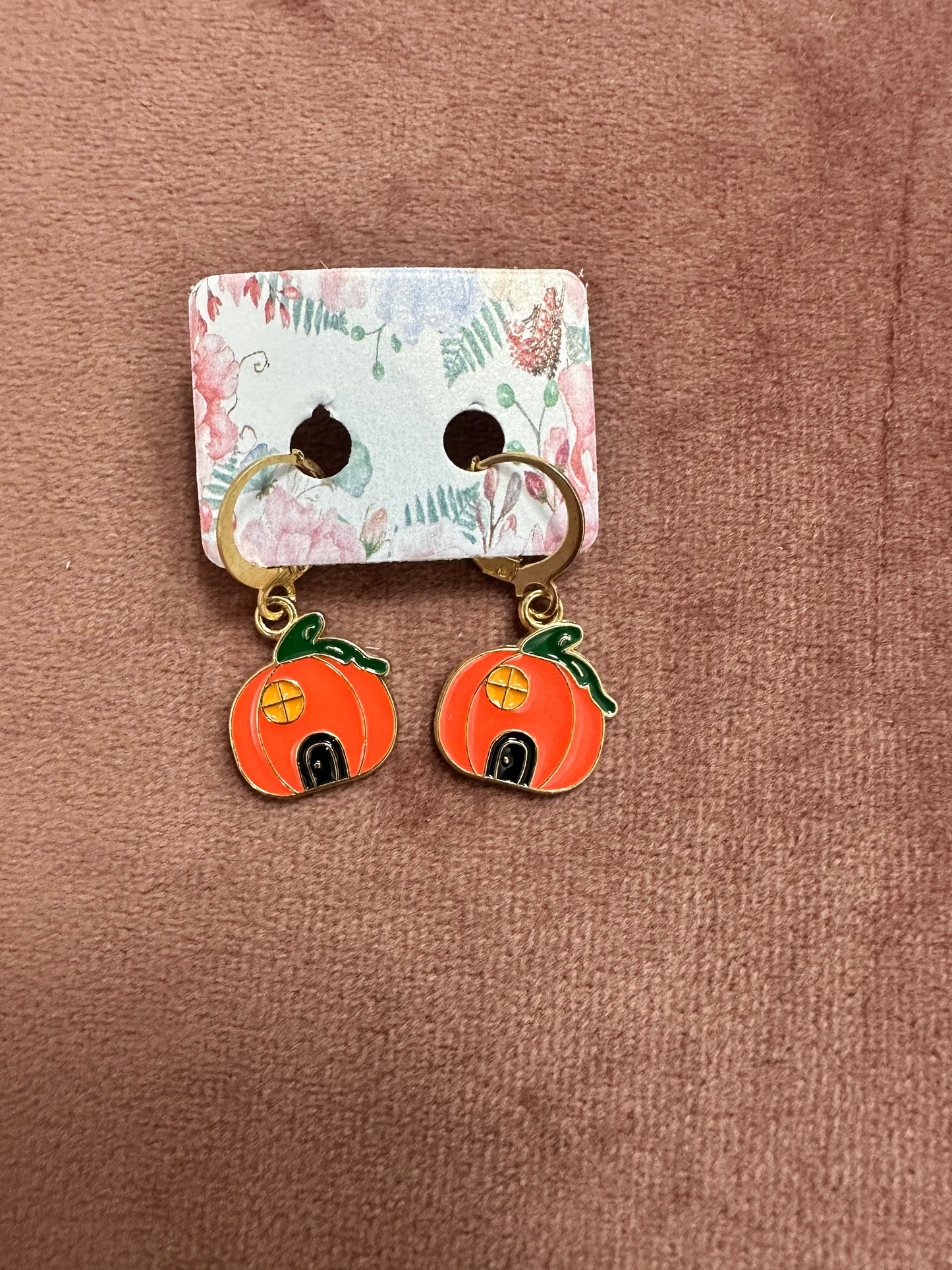 *DMB Halloween* Little Hoop Earrings