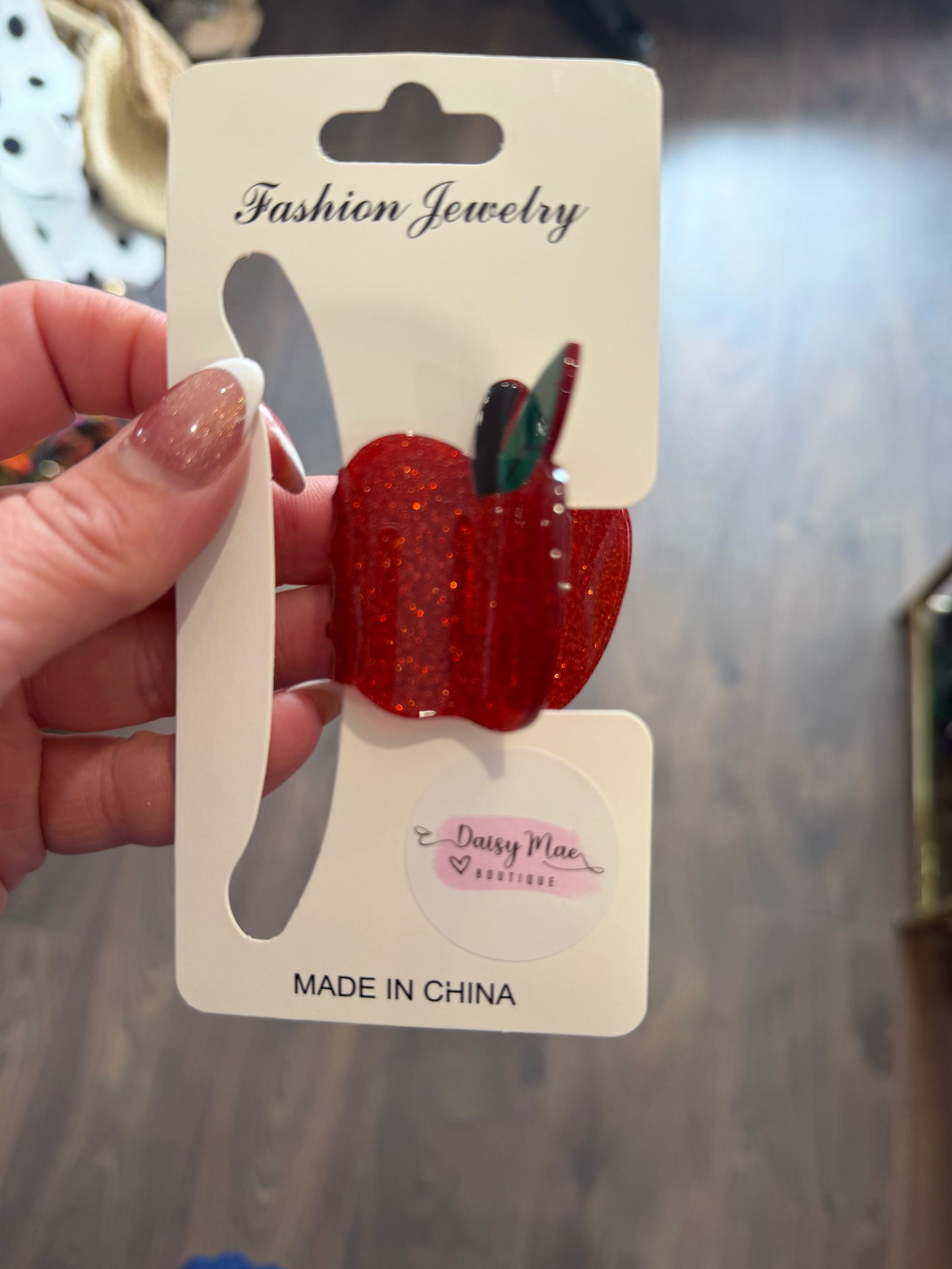 DMB Red Apple Claw Clip