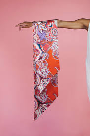 Powder Neck Scarf Paisley