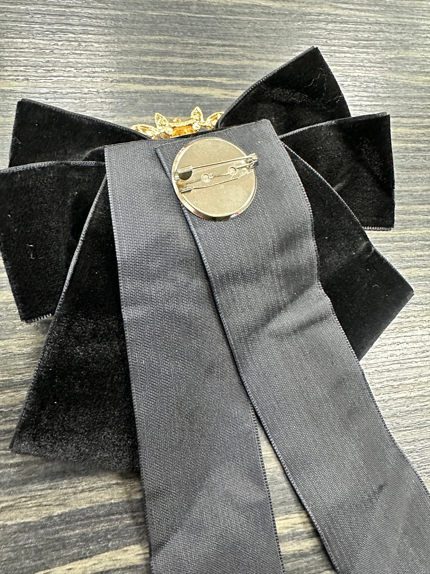 DMB Victoriana Velvet Bow Brooch