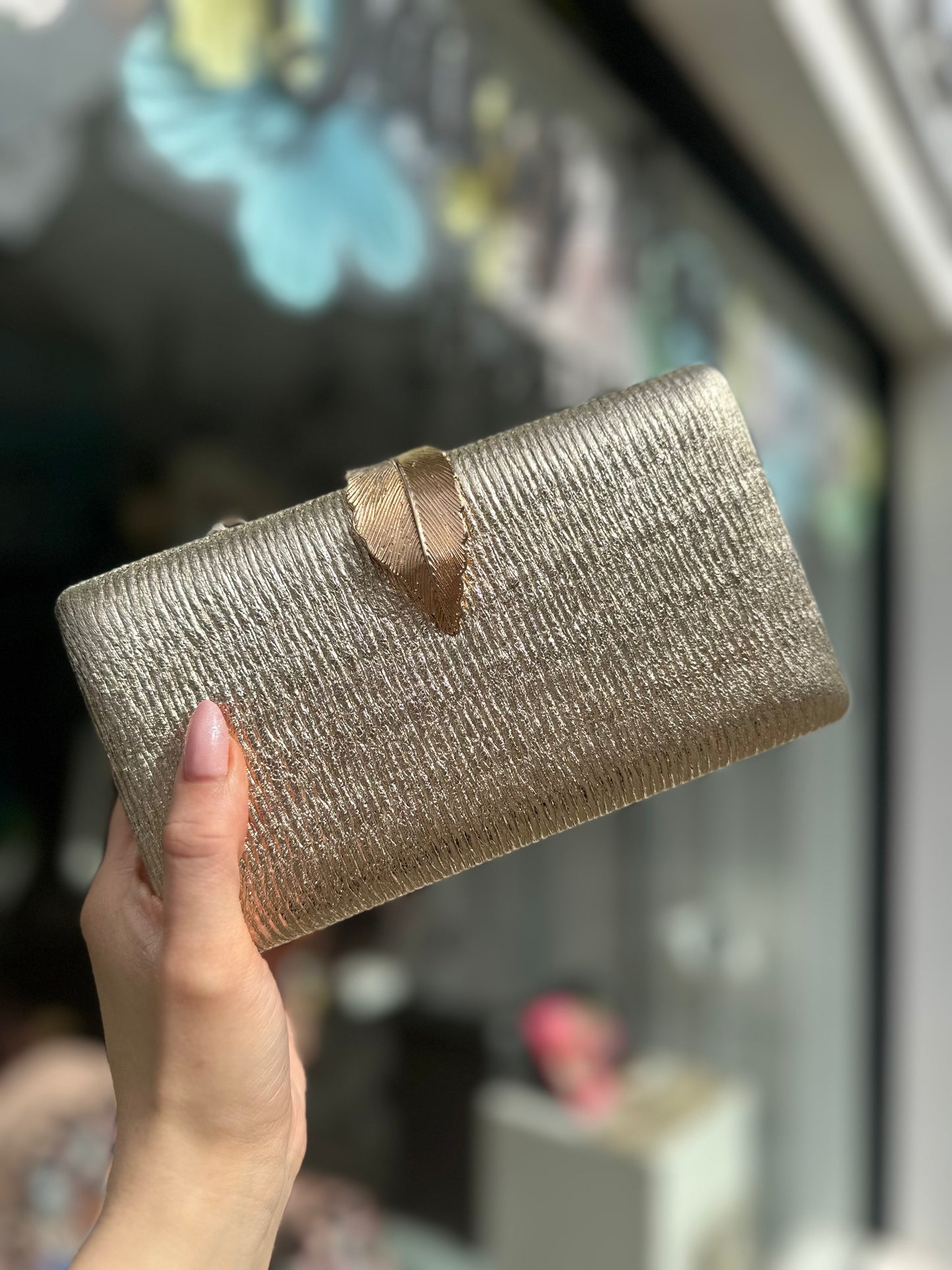 DMB Metallic Feather Clasp Clutch Bag