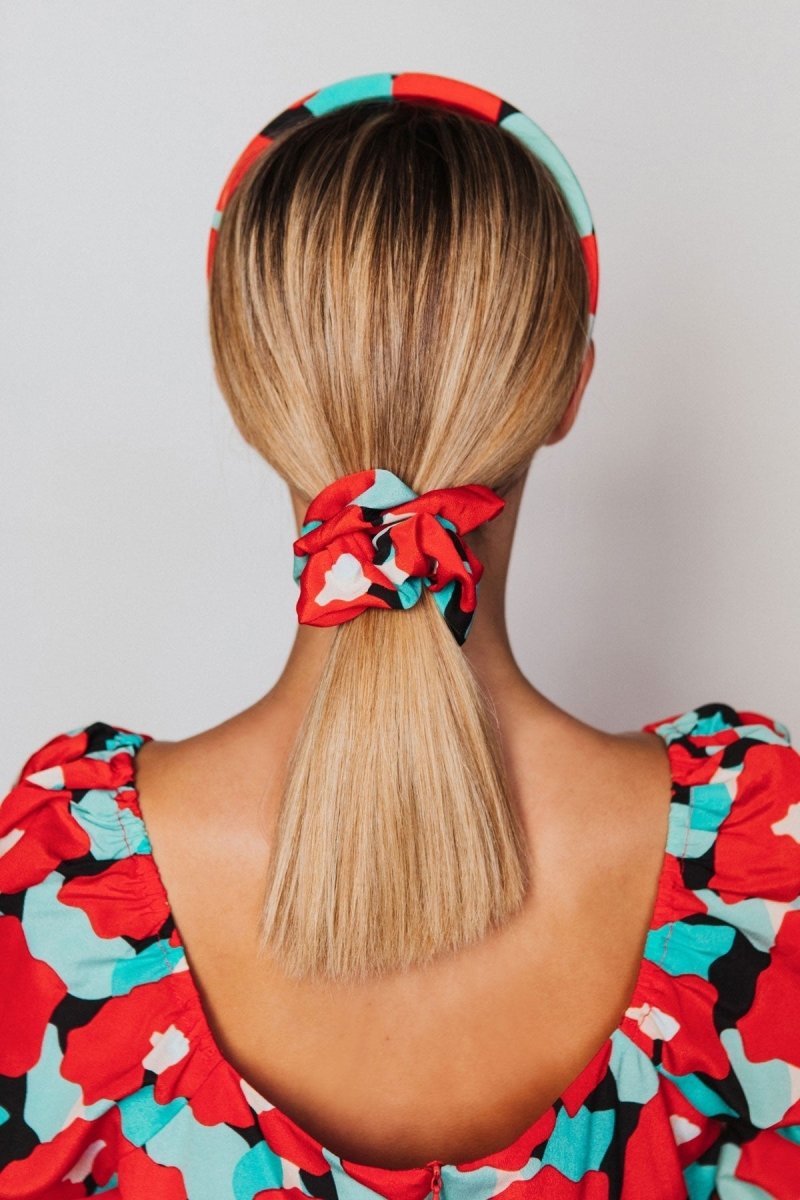 Minueto Sendy Scrunchie - Daisy Mae Boutique